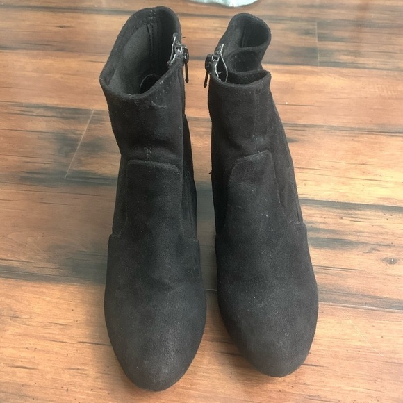 Steve Madden Black Emison Booties - Size 7.5 - Picture 2 of 8